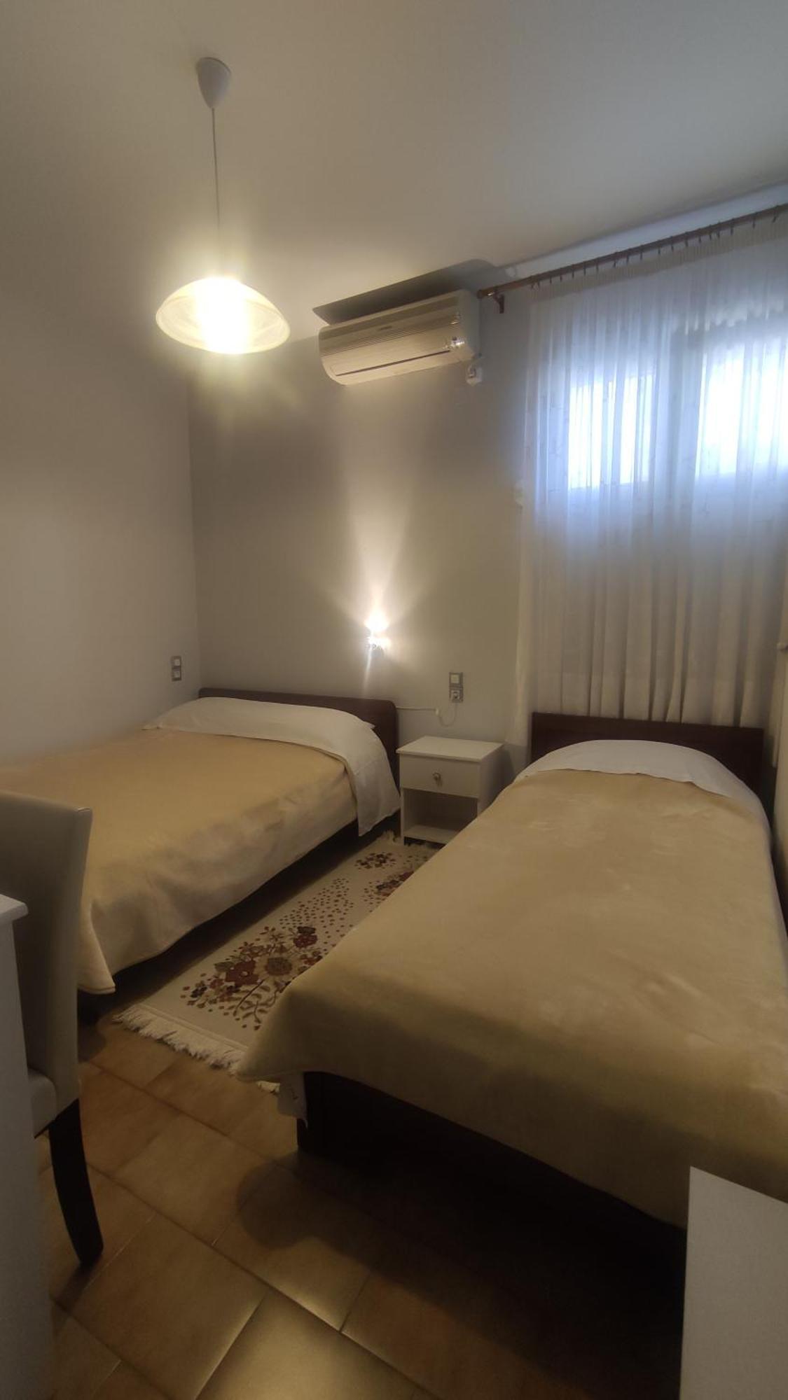 Eleni'S Rooms Ioannina Buitenkant foto