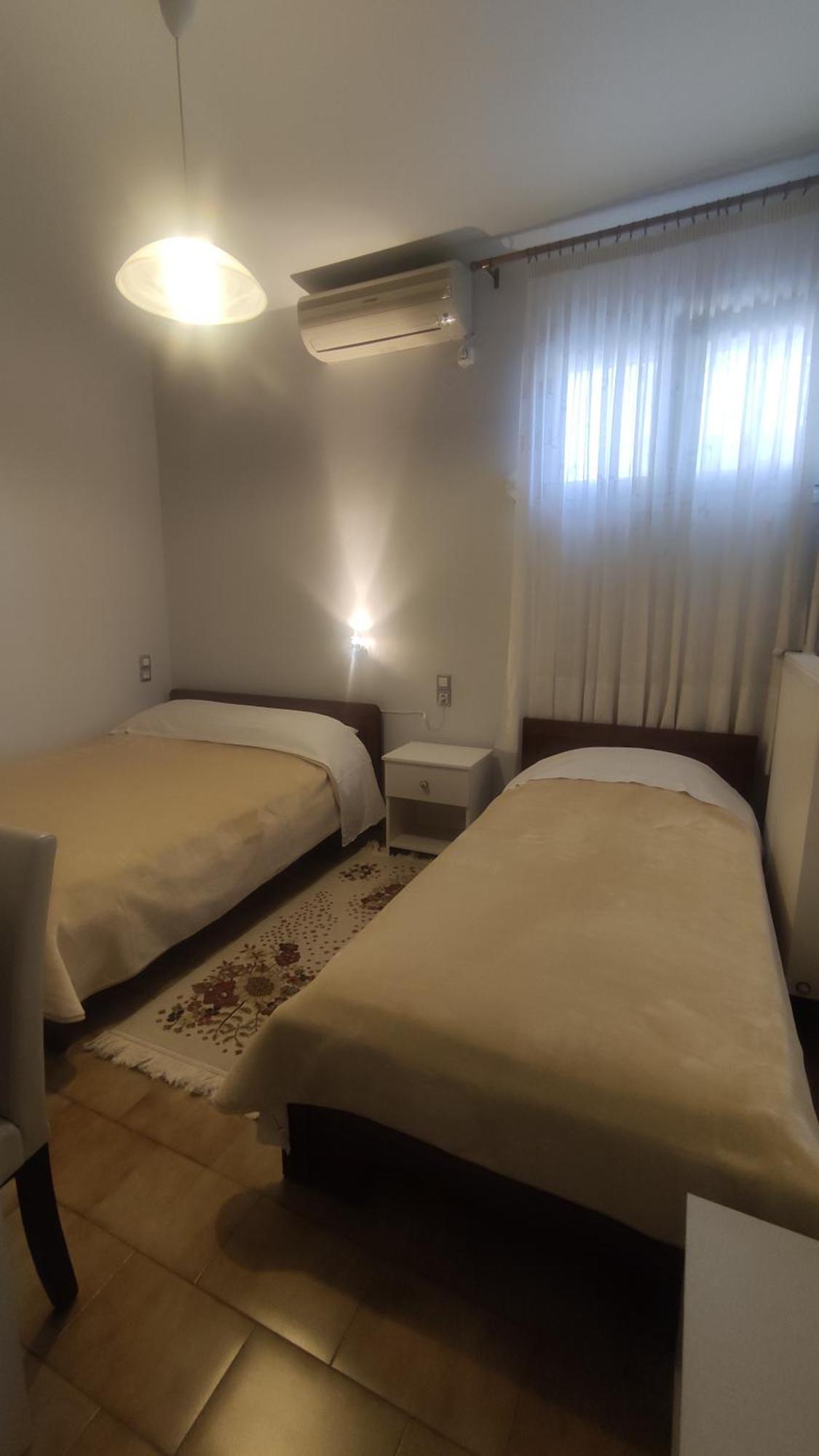 Eleni'S Rooms Ioannina Buitenkant foto